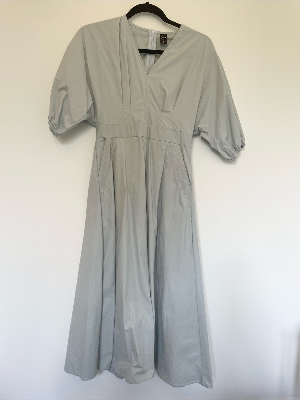 Light Gray Puff Sleeve V-Neck Midi Dress